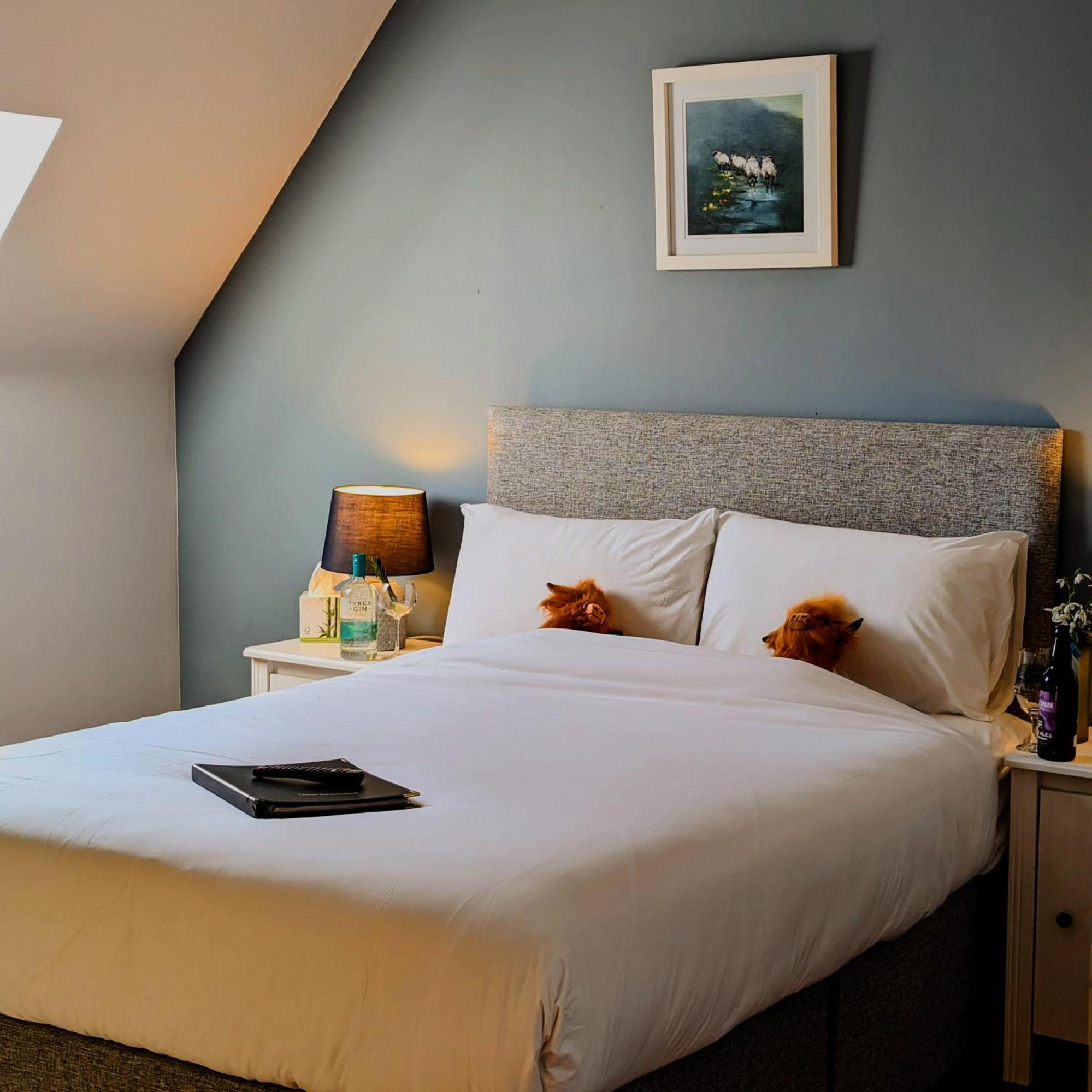 Ben Cruachan Inn - Restaurant, Pub With Rooms Loch Awe ภายนอก รูปภาพ